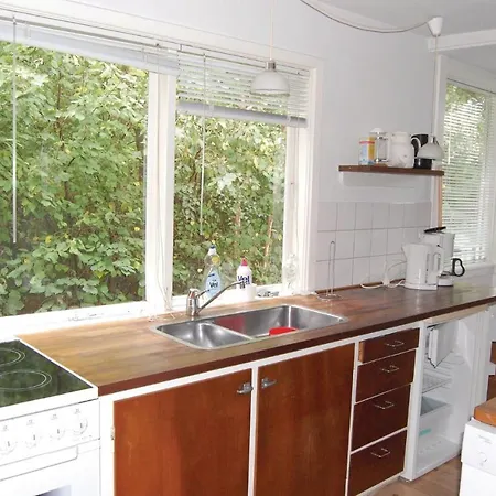 2 Bedroom Pet Friendly In Vggerlse 4*